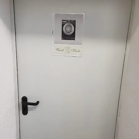 Apartment 52