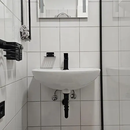 52 Apartment *
